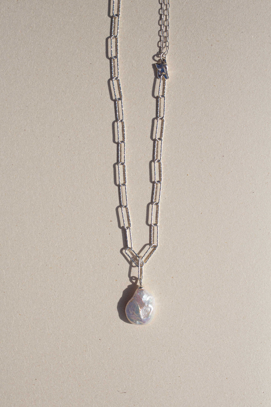 SAMSA Silver Pearl Necklace